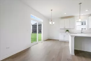 721 Fairfield Dr, Oswego, IL 60543 - Photo 13