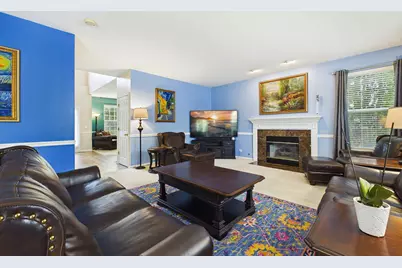 680 N Silver Leaf Lane, Round Lake, IL 60073 - Photo 7