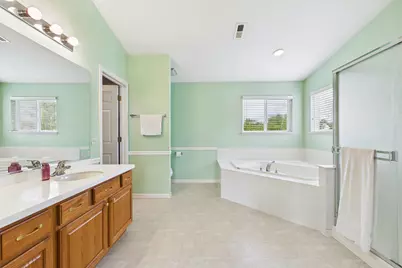 680 N Silver Leaf Lane, Round Lake, IL 60073 - Photo 19
