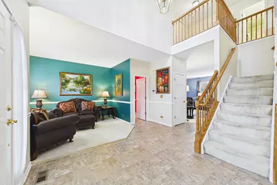 680 N Silver Leaf Lane, Round Lake, IL 60073 - Photo 3