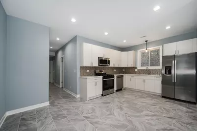 3031 W Warren Boulevard, Chicago, IL 60612 - Photo 3