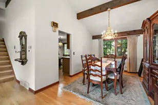 1409 E Rosehill Dr, Arlington Heights, IL 60004 - Photo 13
