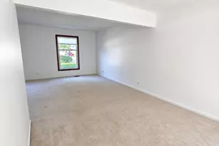 17807 Stonebridge Dr, Hazel Crest, IL 60429 - Photo 11