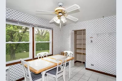 17807 Stonebridge Drive, Hazel Crest, IL 60429 - Photo 7