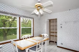 17807 Stonebridge Dr, Hazel Crest, IL 60429 - Photo 7