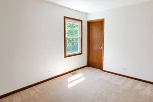 17807 Stonebridge Dr, Hazel Crest, IL 60429 - Photo 15