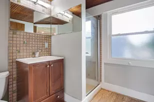 379 Seminary Ave, Aurora, IL 60505 - Photo 25