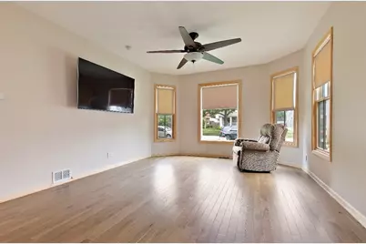 218 N London Avenue, Rockford, IL 61107 - Photo 5