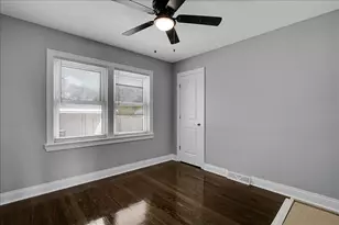 9709 S Avalon Ave, Chicago, IL 60628 - Photo 17