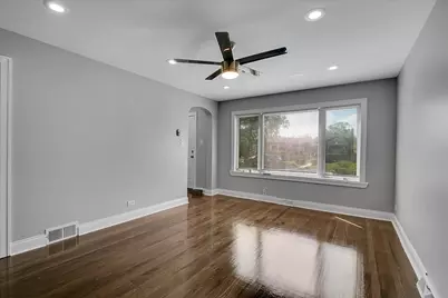 9709 S Avalon Avenue, Chicago, IL 60628 - Photo 3