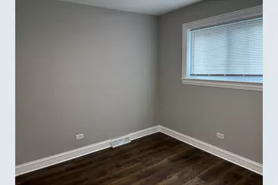 7737 S Champlain Avenue, Chicago, IL 60619 - Photo 5