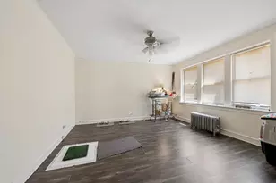 8012 S Honore St, Chicago, IL 60620 - Photo 5