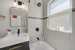 6126 W Roscoe St, Chicago, IL 60634 - Photo 35