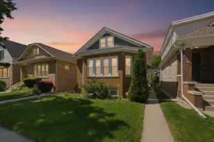 6126 W Roscoe St, Chicago, IL 60634 - Photo 1