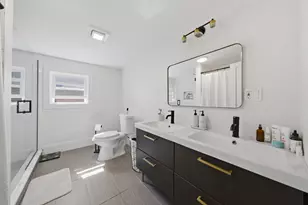 6126 W Roscoe St, Chicago, IL 60634 - Photo 19
