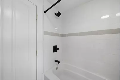 6126 W Roscoe Street, Chicago, IL 60634 - Photo 21