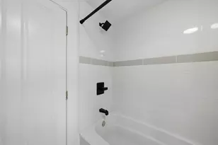 6126 W Roscoe St, Chicago, IL 60634 - Photo 21