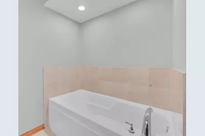 8747 W Bryn Mawr Avenue #208, Chicago, IL 60631 - Photo 19