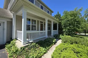 211 Valley View Dr, Saint Charles, IL 60175 - Photo 5