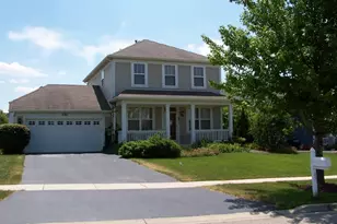 211 Valley View Dr, Saint Charles, IL 60175 - Photo 3