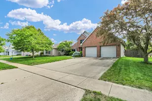 800 Lavender Dr, Savoy, IL 61874 - Photo 3
