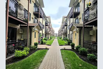 5139 N East River Road #162F, Chicago, IL 60656 - Photo 1