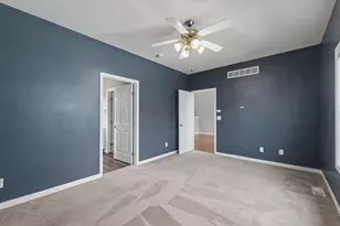 3802 Sandstone Dr, Champaign, IL 61822 - Photo 19