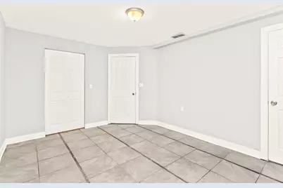 3143 W Warren Boulevard, Chicago, IL 60612 - Photo 25