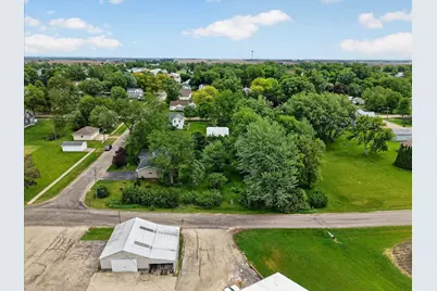 405 W Cherry Street, Forreston, IL 61030 - Photo 37