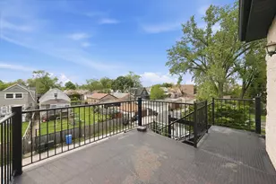 7952 S Marquette Ave, Chicago, IL 60617 - Photo 21