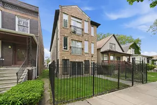 7952 S Marquette Ave, Chicago, IL 60617 - Photo 27