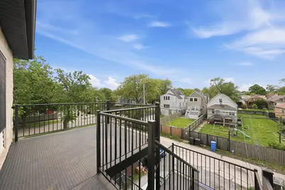 7952 S Marquette Avenue, Chicago, IL 60617 - Photo 23