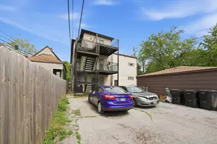 7952 S Marquette Ave, Chicago, IL 60617 - Photo 25