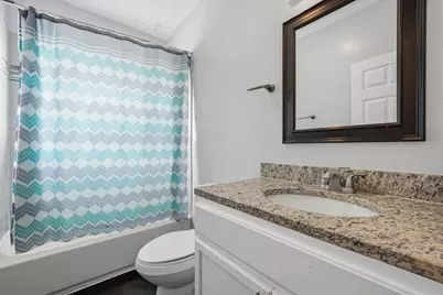 7952 S Marquette Avenue, Chicago, IL 60617 - Photo 7