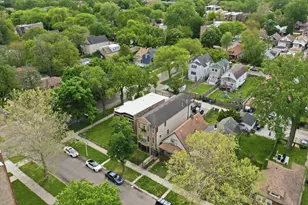 7952 S Marquette Ave, Chicago, IL 60617 - Photo 17