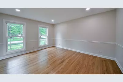 352 Millcreek Lane, Naperville, IL 60540 - Photo 15