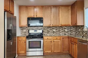 208 Albert Terrace, Wheeling, IL 60090 - Photo 5