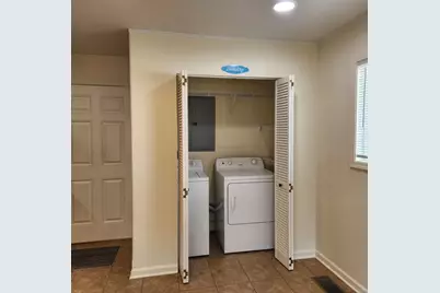 208 Albert Terrace, Wheeling, IL 60090 - Photo 3