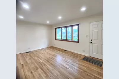 208 Albert Terrace, Wheeling, IL 60090 - Photo 11