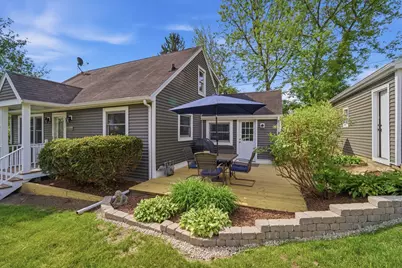 1010 Sunnyside Avenue, Wauconda, IL 60084 - Photo 3