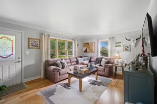 1010 Sunnyside Ave, Wauconda, IL 60084 - Photo 9