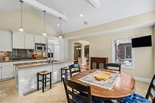 860 Kenton Rd, Deerfield, IL 60015 - Photo 15