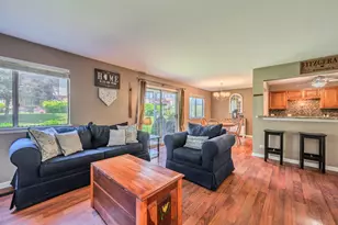 22 Superior Ct, Schaumburg, IL 60193 - Photo 7