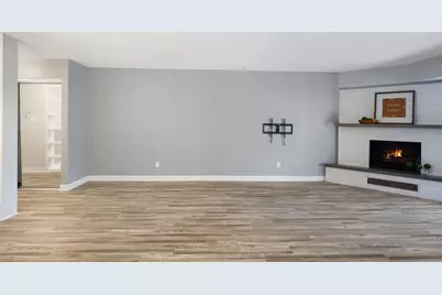 740 Saint Andrews Lane #4, Crystal Lake, IL 60014 - Photo 5