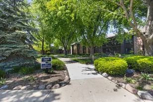 740 Saint Andrews Ln, Crystal Lake, IL 60014 - Photo 3