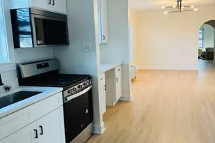 8944 Kilpatrick Ave, Skokie, IL 60076 - Photo 3