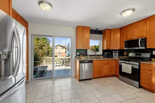 15581 Frances Ln, Orland Park, IL 60462 - Photo 7
