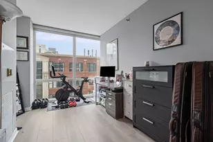 757 N Orleans St, Chicago, IL 60654 - Photo 19