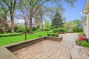 2S560 Seneca Dr, Wheaton, IL 60189 - Photo 33