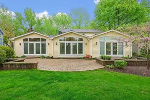 2S560 Seneca Dr, Wheaton, IL 60189 - Photo 35